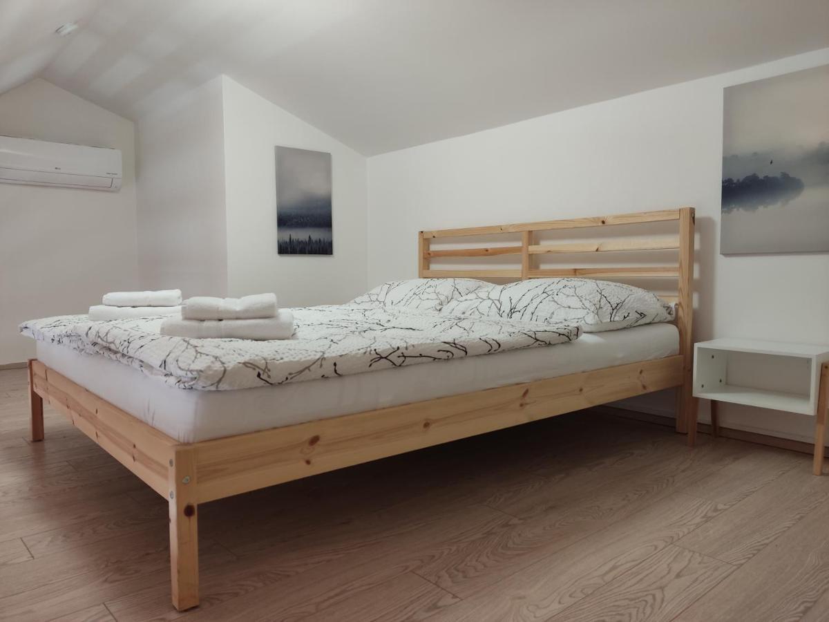 Mikulov Apartments - Apartman Misa Екстер'єр фото